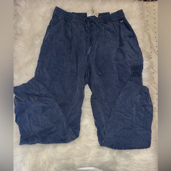 NWT Pink lightweight jogger - Picture 2 of 5